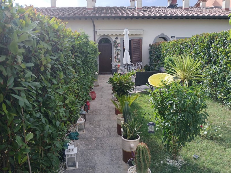 Villetta a schiera in Vendita a Borgo San Lorenzo, 185'000€, 77 m²