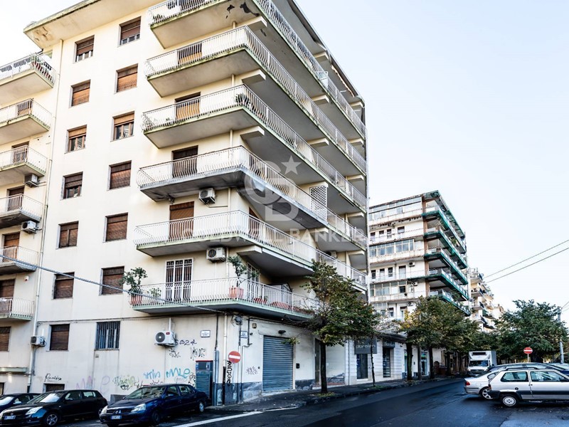 Appartamento in Vendita a Acireale, 110'000€, 117 m²