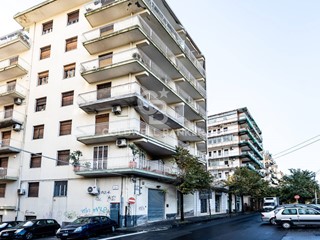 Appartamento in Vendita a Acireale, 110'000€, 117 m²