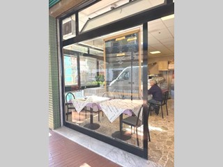 Attività commerciale in Vendita a Borghetto Santo Spirito, 125'000€, 150 m²