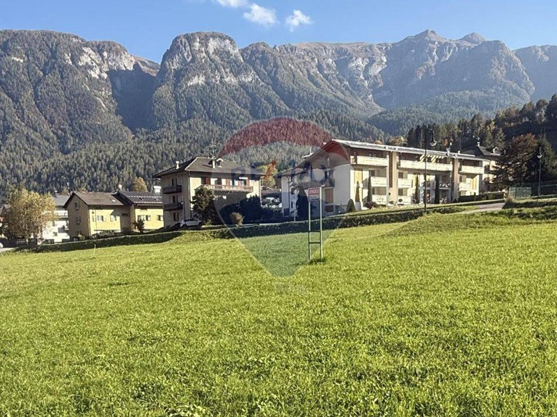 Terreno edificabile in Vendita a Dimaro Folgarida, 367'200€, 1836 m²