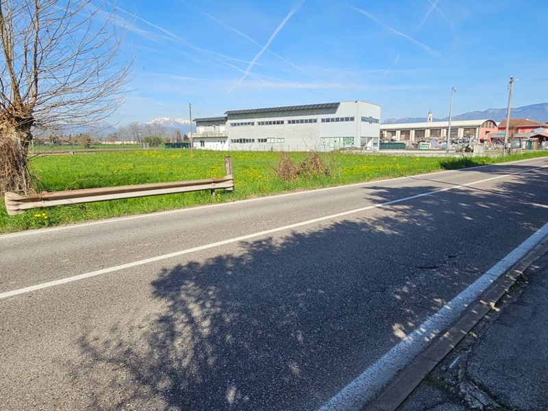 Terreno edificabile in Vendita a Villaverla, 800'000&euro;, 4576 m²