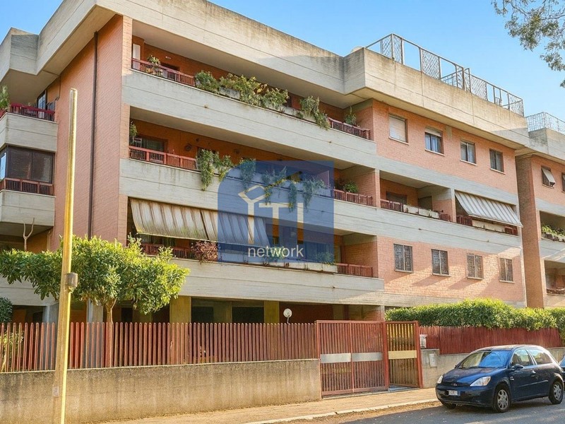 Quadrilocale in Vendita a Roma, 299'000&euro;, 120 m²