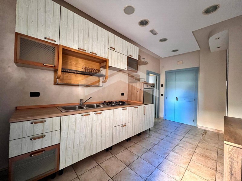 Trilocale in Affitto a Campobasso, 500€, 60 m²
