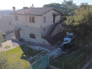 Rustico in Vendita a Assisi, 330'000&euro;, 160 m²