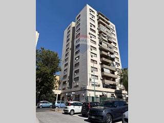 Appartamento in Vendita a Catania, 109'000&euro;, 96 m²