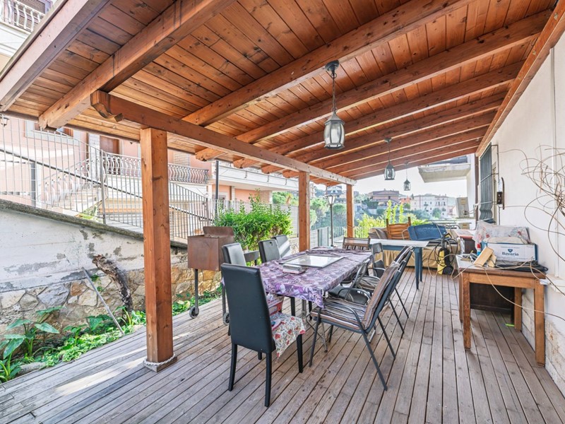 Quadrilocale in Vendita a Monterotondo, 269'000€, 125 m²