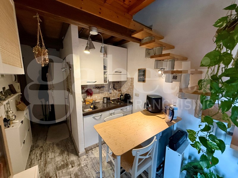 Bilocale in Vendita a Firenze, 135'000€, 26 m², arredato