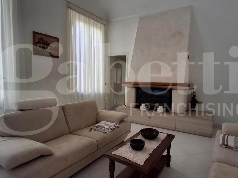 Appartamento in Vendita a Piacenza, 450'000€, 256 m², arredato