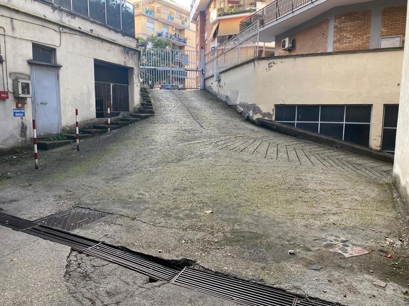 Box in Vendita a Roma, 58'000€, 19 m²