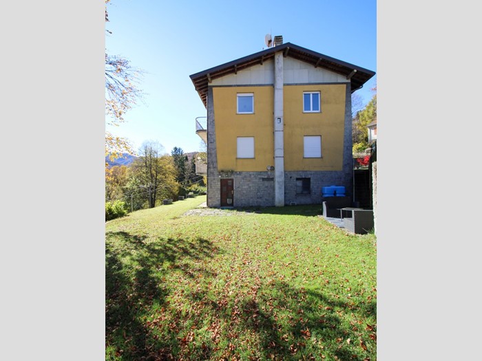 Appartamento in Vendita a Alta Valle Intelvi, 189'000&euro;, 115 m²
