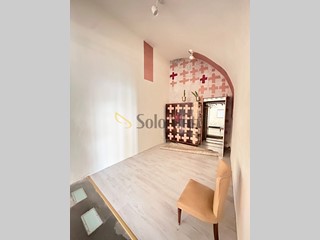 Capannone in Affitto a Faenza, zona Centro Storico, 800€, 40 m²
