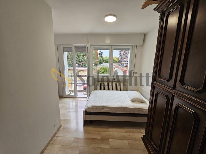 Stanza in Affitto a Modena, 380&euro;, 100 m²