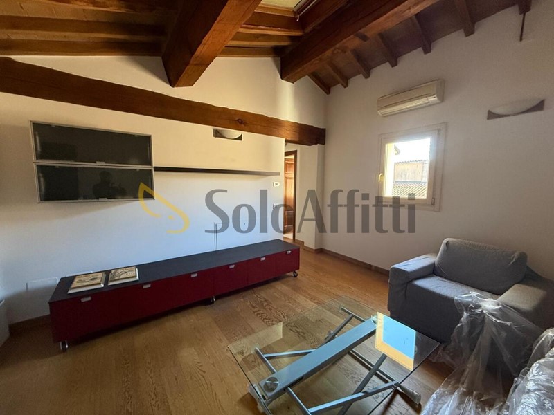 Trilocale in Affitto a Modena, 990€, 60 m²