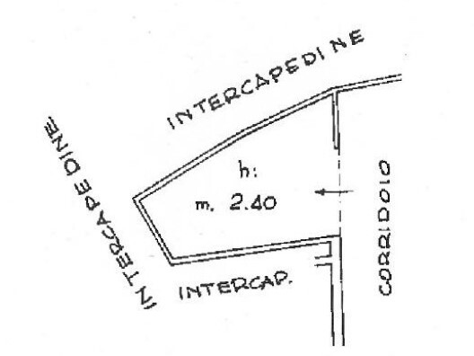 Box in Vendita a Genova, zona Pontedecimo, 10'500€, 26 m², con Box