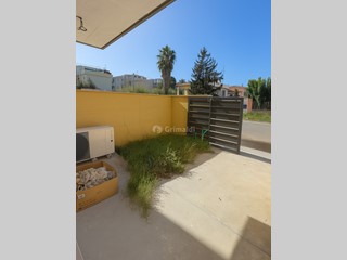 Bilocale in Vendita a Nettuno, zona San Giacomo, 150'000€, 60 m², con Box