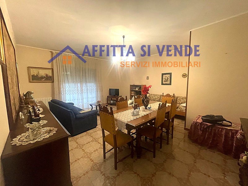 Quadrilocale in Vendita a Siracusa, 115'000€, 110 m², con Box