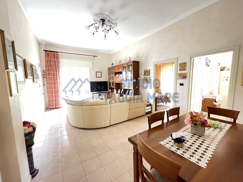 Quadrilocale in Vendita a Taggia, 270'000€, 88 m²