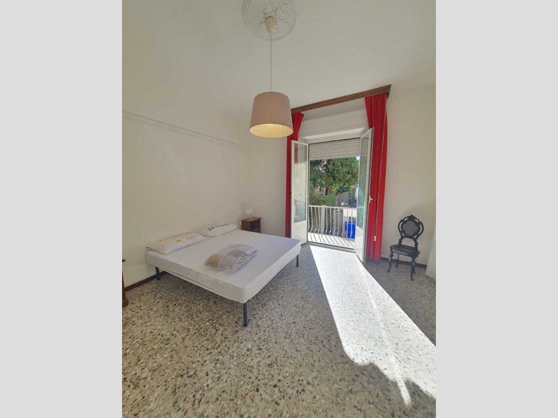 Stanza in Affitto a Parma, 350€, 90 m²