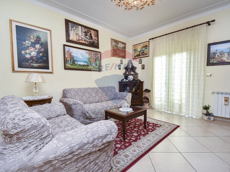 Appartamento in Vendita a Gravina di Catania, 214'000€, 130 m²