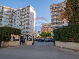 Appartamento in Vendita a Siracusa, 150'000€, 140 m²