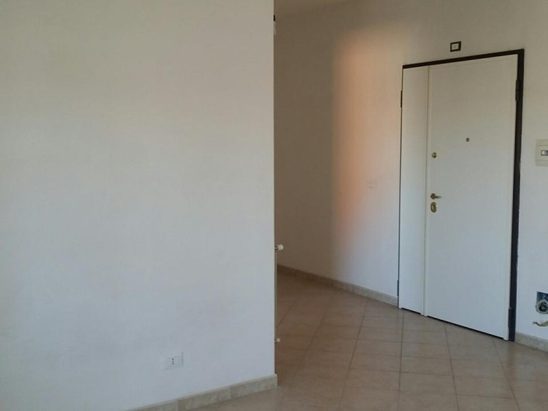 Quadrilocale in Vendita a Latina, 120'000€, 90 m²