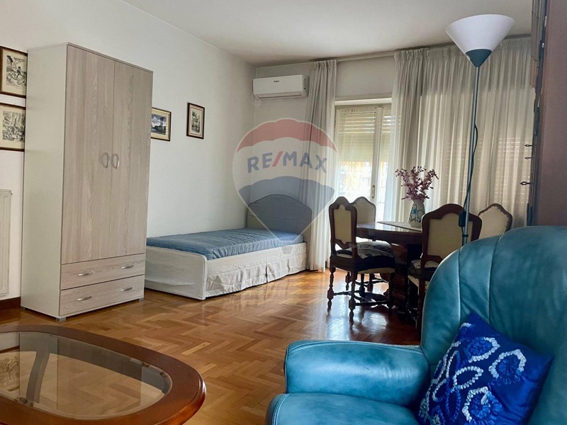 Stanza in Affitto a Roma, 450€, 35 m²