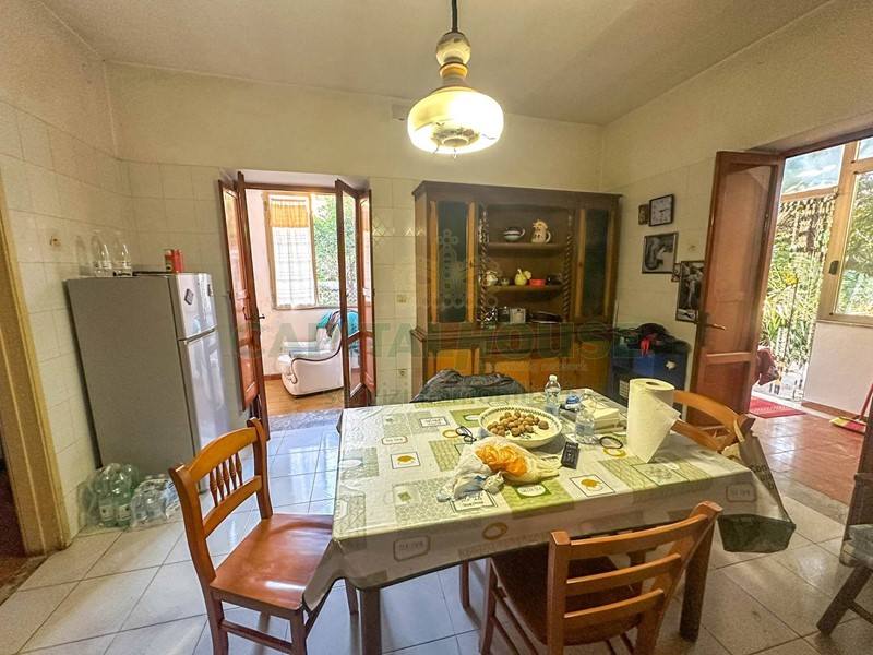 Trilocale in Vendita a Capua, 45'000&euro;, 90 m²