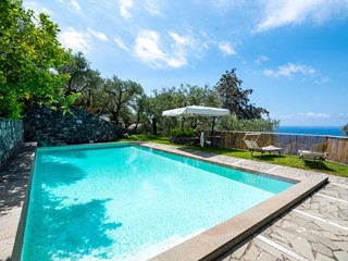 Villa in Vendita a Lavagna, 1'980'000&euro;, 304 m²