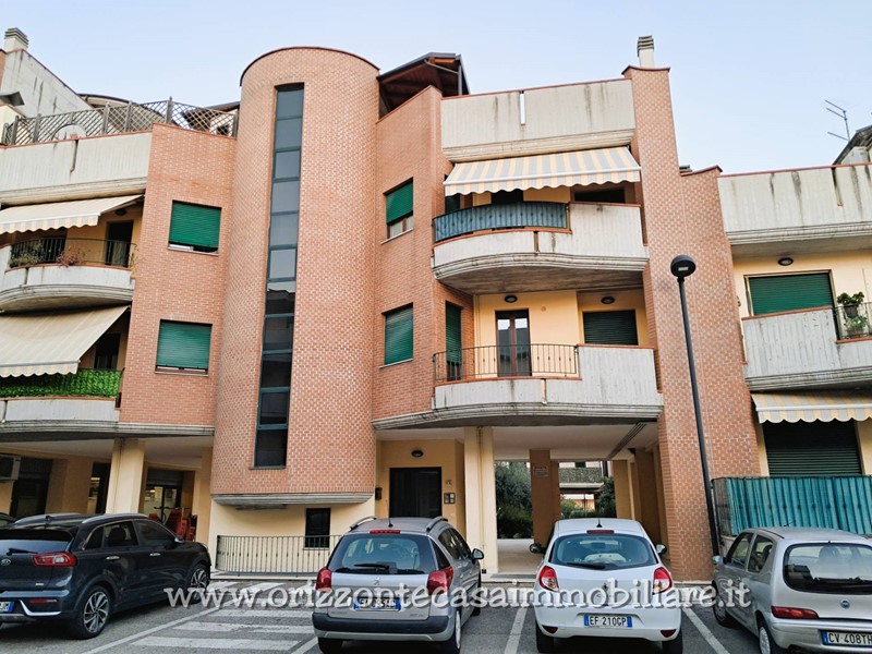 Trilocale in Vendita a Ascoli Piceno, 98'000€, 58 m²