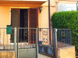 Appartamento in Vendita a Camaiore, 140'000€, 103 m²