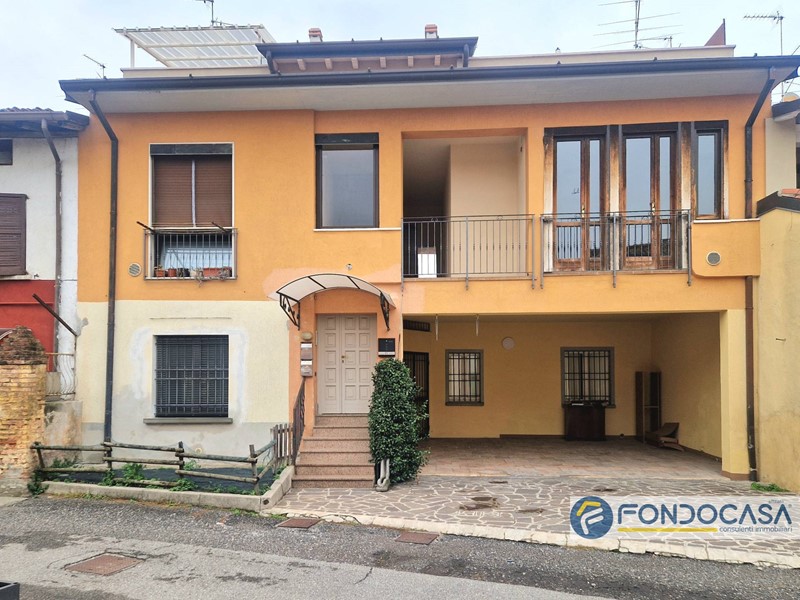 Bilocale in Vendita a Ospitaletto, 115'000€, 87 m²
