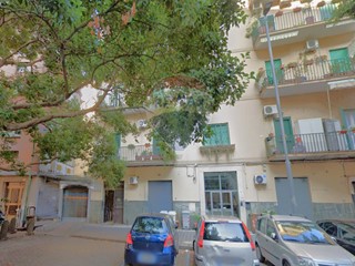 Immobile commerciale in Vendita a Napoli, 189'000&euro;, 146 m²