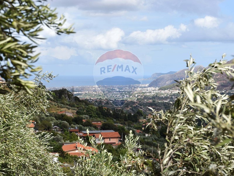 Terreno edificabile in Vendita a Monreale, 120'000€, 5315 m²