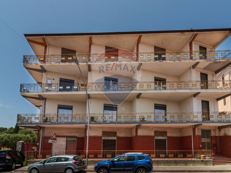 Quadrilocale in Vendita a Viagrande, 159'000€, 100 m²