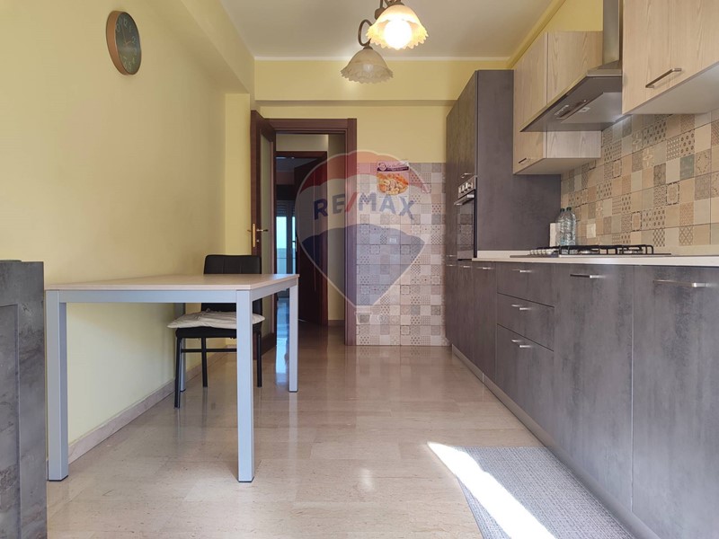 Quadrilocale in Vendita a Furci Siculo, 100'000&euro;, 90 m²