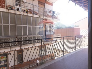 Appartamento in Vendita a Messina, 98'000&euro;, 134 m²