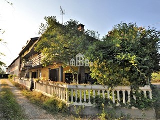 Trilocale in Vendita a Favria, 85'000&euro;, 80 m²