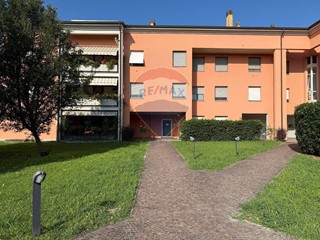 Appartamento in Affitto a Parma, 1'100€, 124 m²
