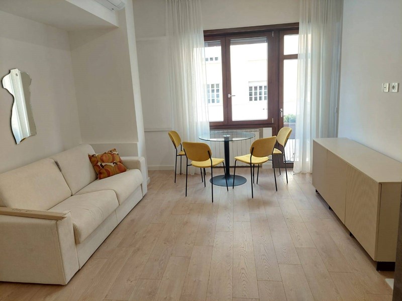 Bilocale in Affitto a Roma, 1'800€, 47 m²