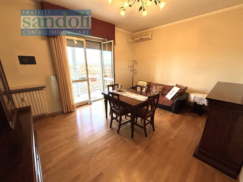 Trilocale in Vendita a Vercelli, 85'000€, 90 m²