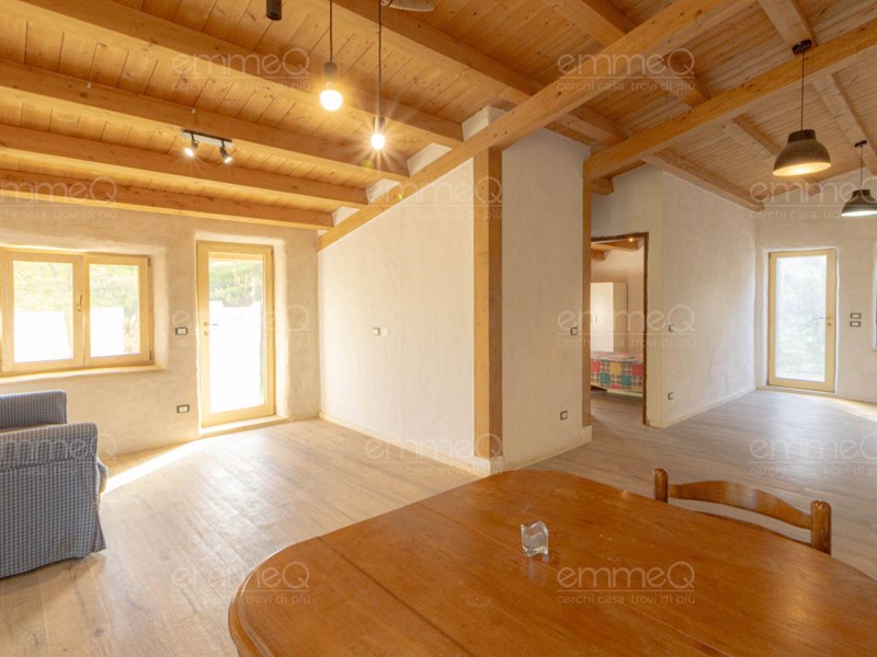Casa Semi Indipendente in Vendita a Castelbuono, 109'000€, 66 m²