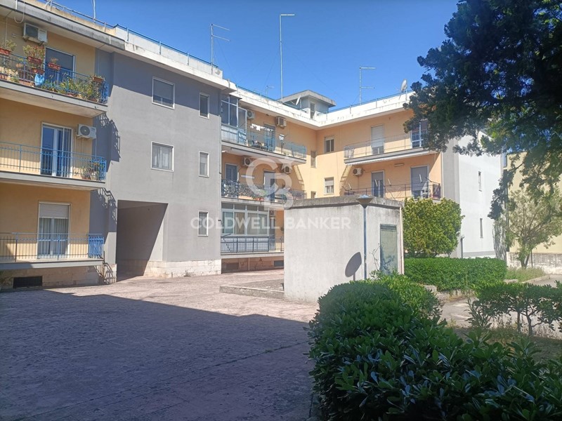 Appartamento in Vendita a San Giorgio Ionico, 59'000&euro;, 120 m²