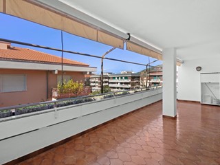 Appartamento in Vendita a Sestri Levante, 140 m²
