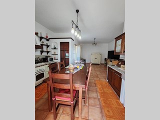 Appartamento in Vendita a Floridia, 118'000€, 150 m²