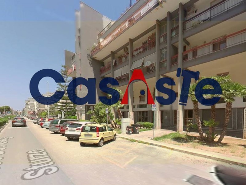 Appartamento in Vendita a Trani, 79'170&euro;, 134 m²