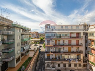 Appartamento in Vendita a Catania, 169'000&euro;, 133 m²