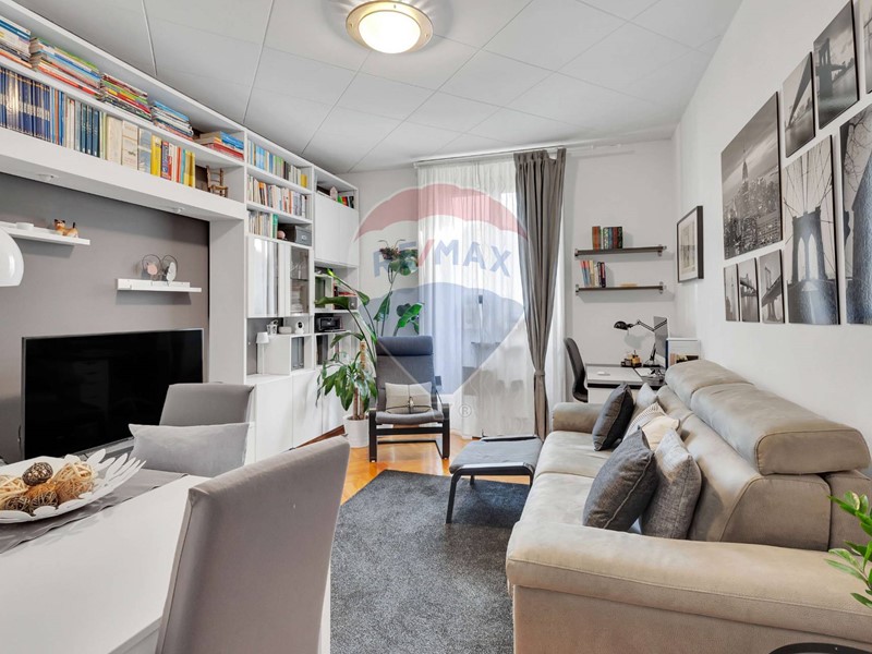 Trilocale in Vendita a Milano, 399'000&euro;, 93 m²