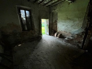 Appartamento in Vendita a Lodi, 90'000€, 422 m²