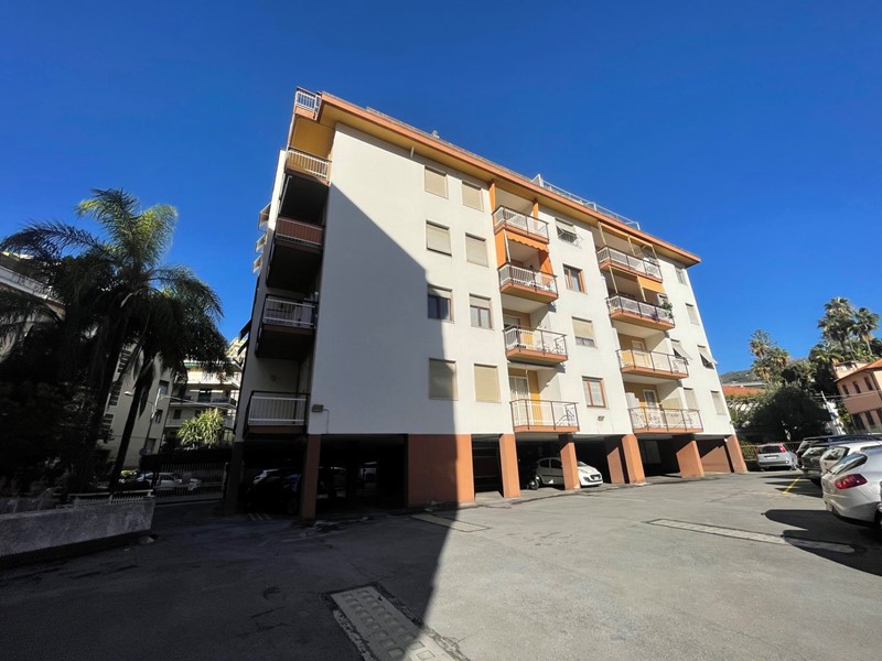 Quadrilocale in Vendita a Sanremo, 230'000€, 60 m²